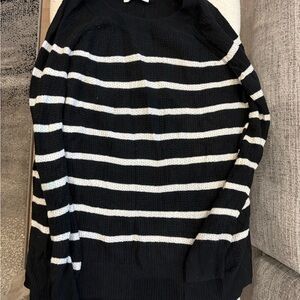 Old Navy Black and White Striped Crewneck Sweater